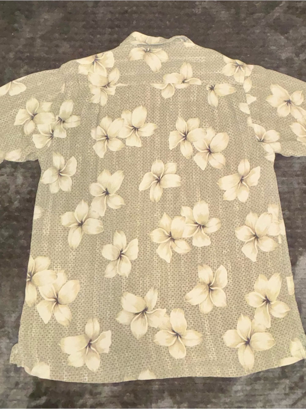 Nautica Men's Medium 100% Silk Beige and White Floral Camp Shirt - Picture 3 of 4